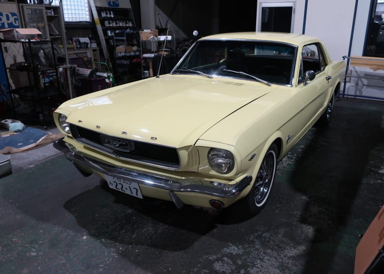フォード　マスタング　クーペ